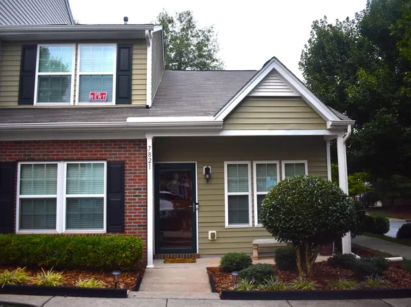 7821 River Field Dr, Raleigh, NC 27616