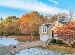 40 Aspen Pointe Dr, Saint Peters, MO
