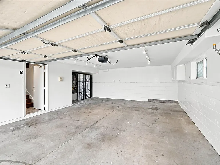 1220 Ocean Dr — Photo 30