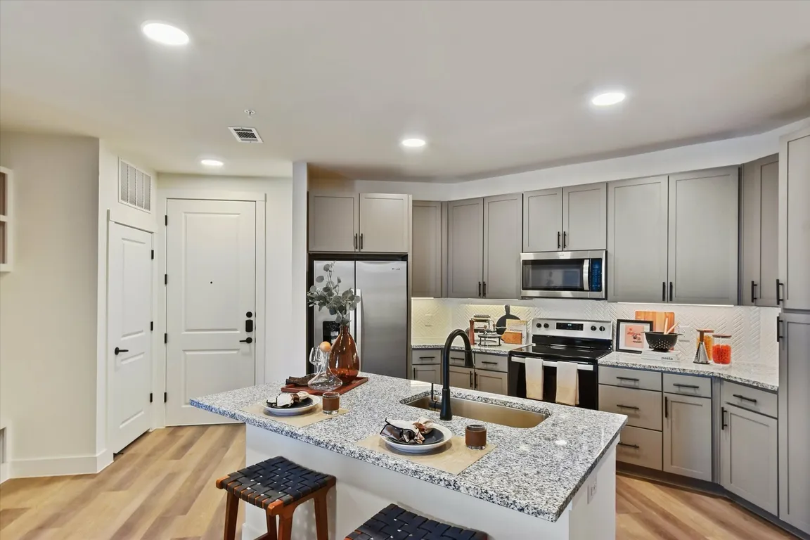 The Palo Apartments