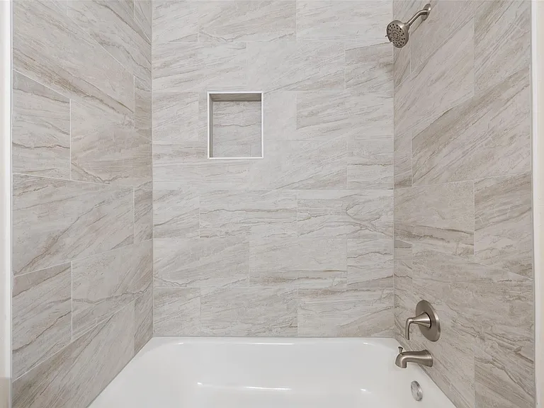 5410 Forest Trails Dr — Photo 15