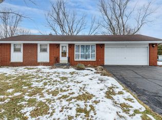 117 Alfred Dr, Sycamore, IL 60178