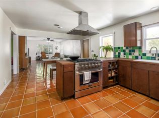 1016 Randall St, Taylor, TX 76574