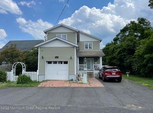 110 State St, Union Beach, NJ 07735