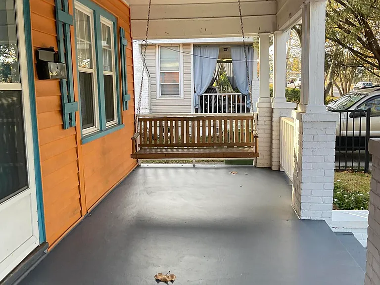 413 S 16th St — Photo 2