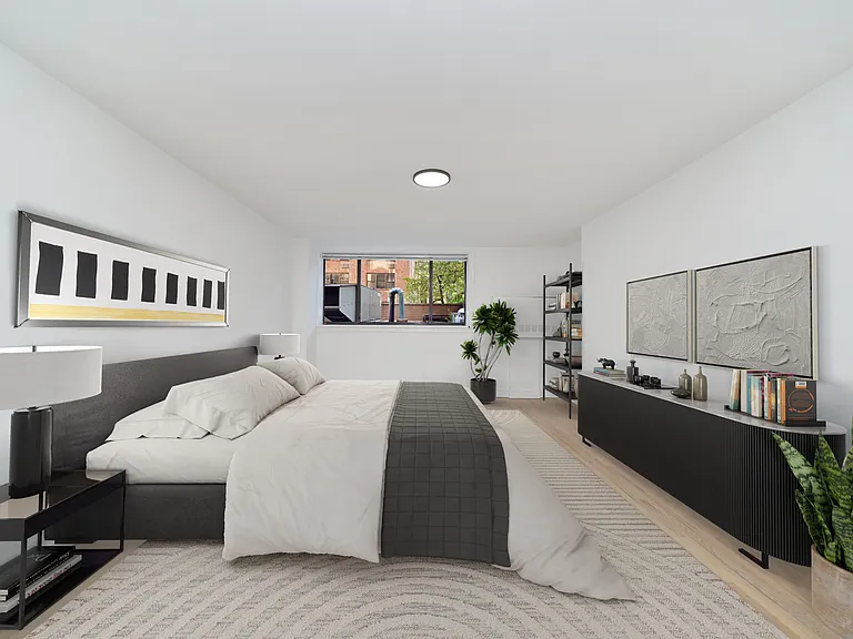344 E 63rd St #8D — Photo 2