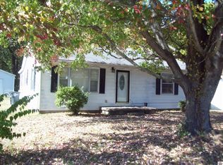 2703 S 24th St, Paducah, KY 42003
