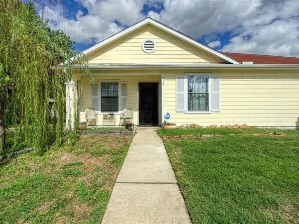 919 Verde Trails Drive, Houston, TX 77073