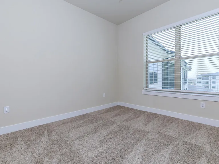 7600 Mason Rd — Photo 31