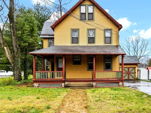 357 W 2nd St, Moorestown, NJ 08057