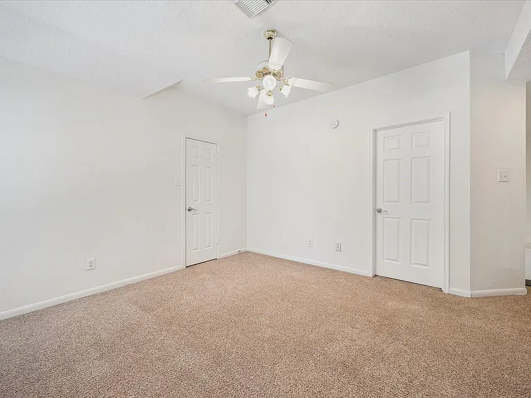 12831 Dove Point Ln — Photo 43