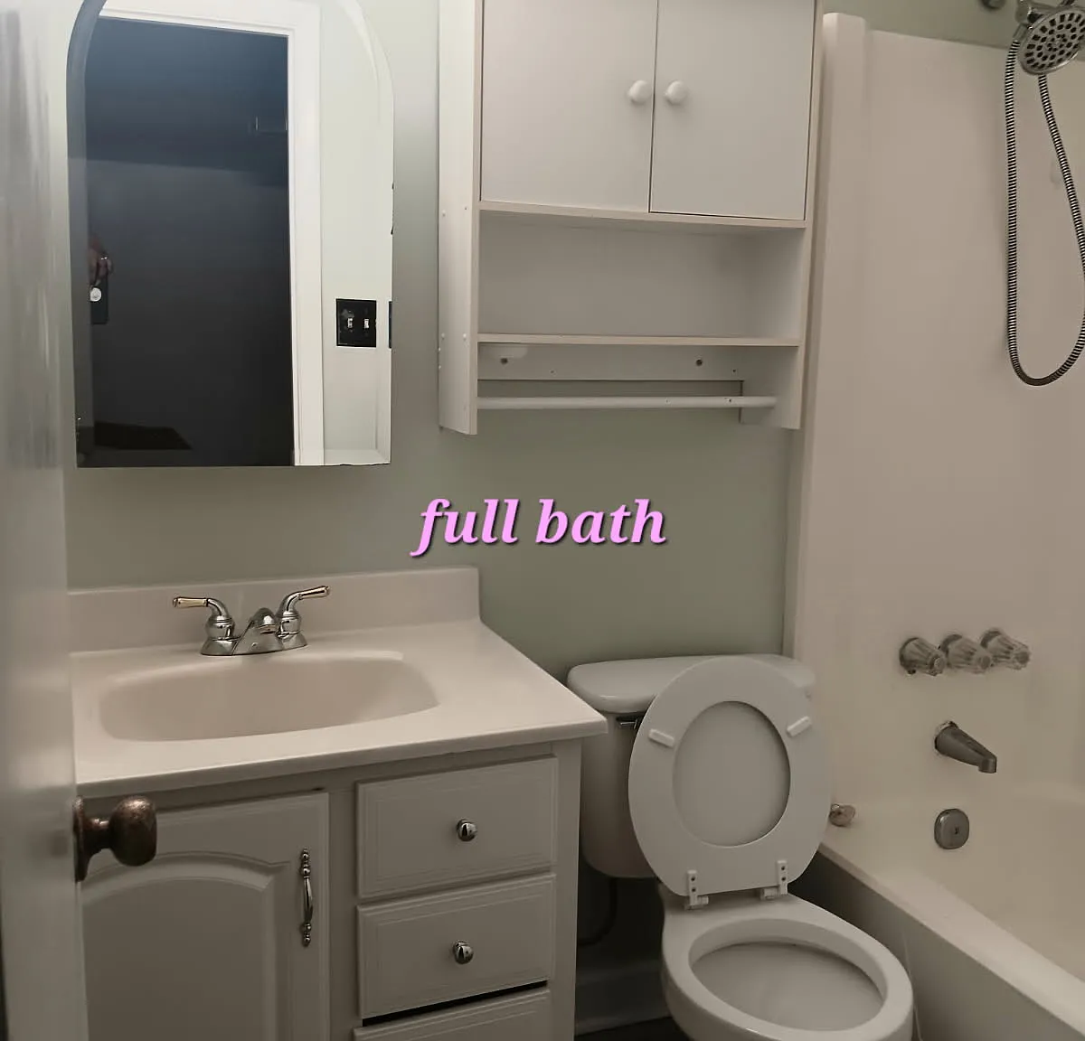 3 bed, 1824 sqft, $2,800 — Photo 3