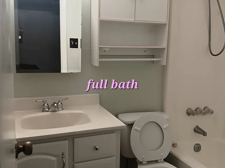 310 Sunflower Ct — Photo 3