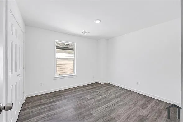 8633 Peachtree St #B — Photo 11