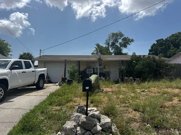 11041 Grant Dr, Port Richey, FL 34668