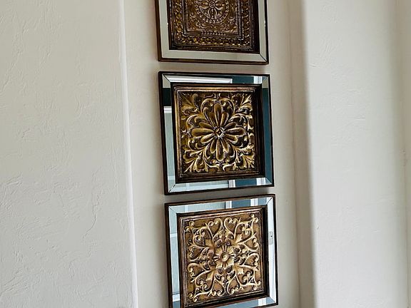 Key shelf