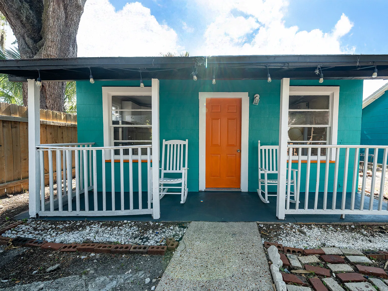 Studio, 360 sqft, $1,050 — Photo 3