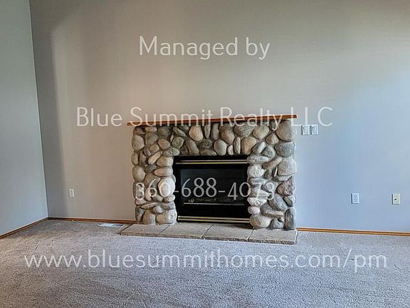 4th image of 3004 Hanna Ct NE