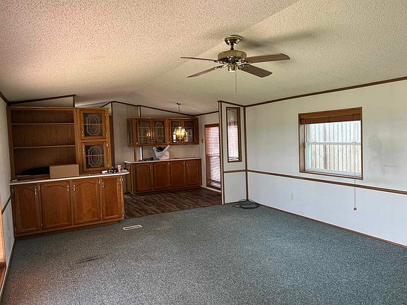 5th image of 58060 Hazen Ln
