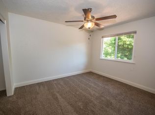 677 W Los Altos Ave, Clovis, CA 93612