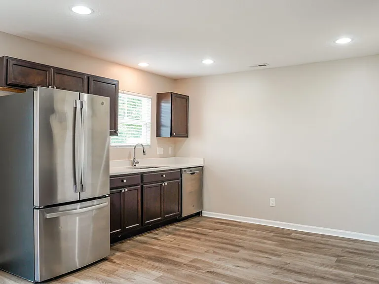 138 Johnston Farms Dr — Photo 7