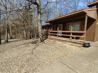 16 N Star Loop, Eureka Springs, AR 72631