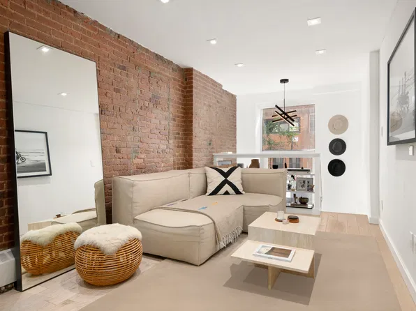 15 Jones Street image 1 of 9