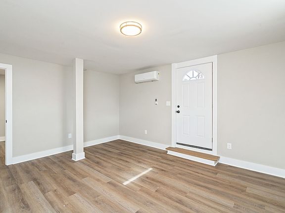 3rd image of 1613 Clinch Ave SW