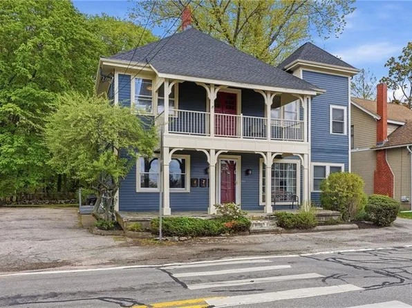 192 Washington Rd, Barrington, RI 02806