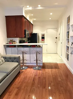 Rented by Compass | media 8