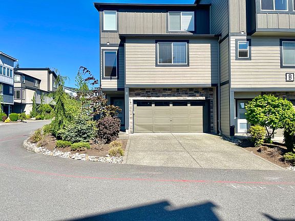 2nd image of 16611 48th Ave W Unit B1