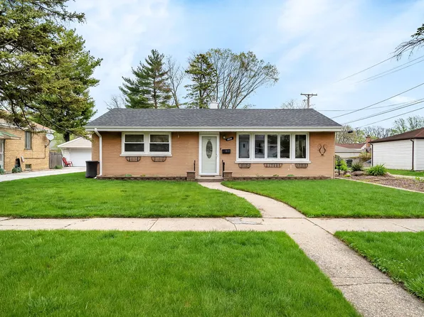 3535 Blanchan Ave, Brookfield, IL 60513