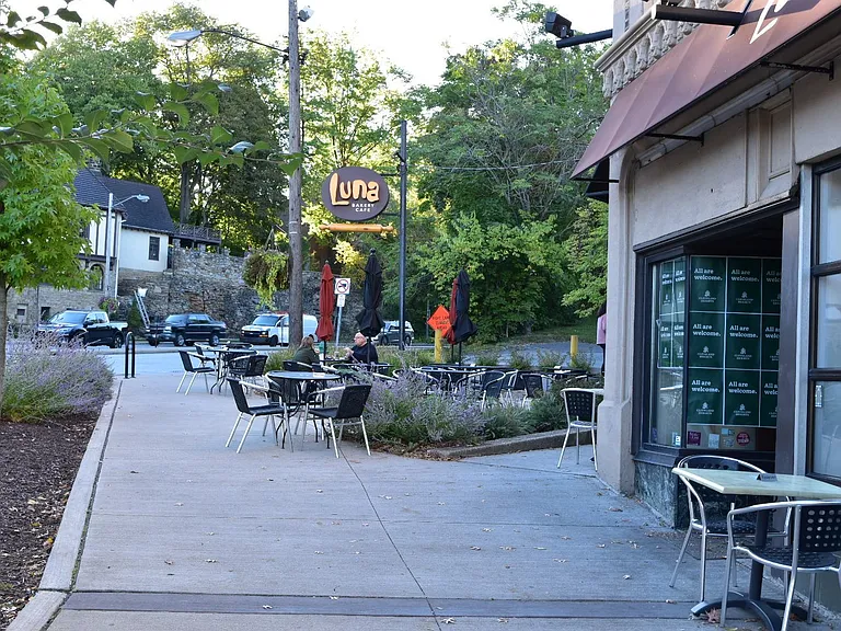 Luna Bakery in the Cedar Fairmount Neighborhood