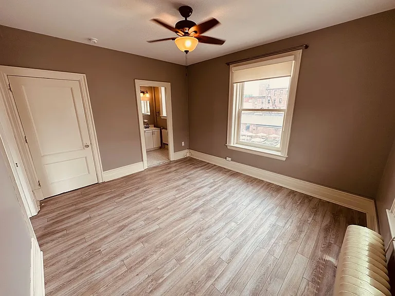 7 W Philadelphia St #4C — Photo 5