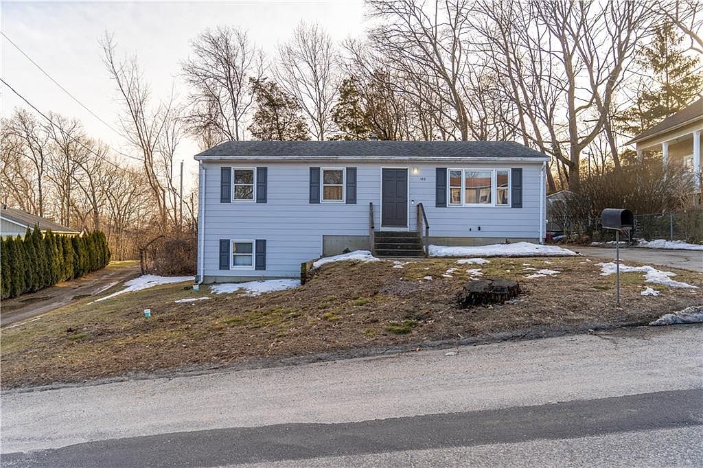 180 Highland St, Cranston, RI 02920 Zillow