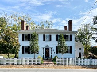 38 Main St, Hollis, NH 03049