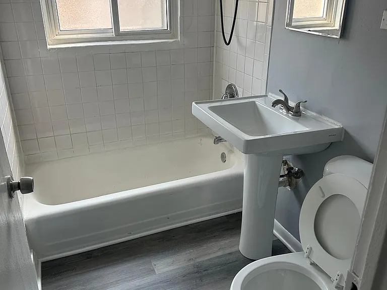 1505 Hervey Ave — Photo 13