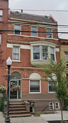 236 Lark St #2R Photo 1