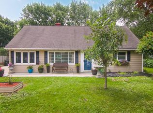 4900 Richelieu Ave, Sheffield Lake, OH 44054