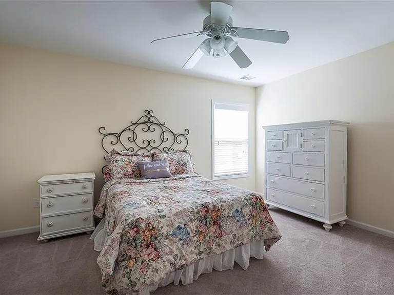 4330 Granby Cir — Photo 14