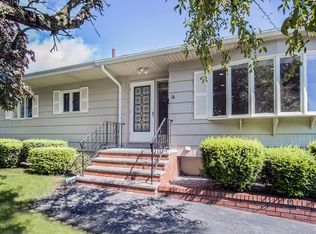 34 Duston Dr, Methuen, MA 01844