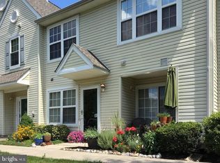 206 Quay Ct, Palmyra, NJ 08065