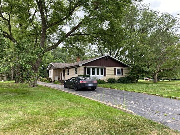 3rd image of 7682 Paw Paw Ave