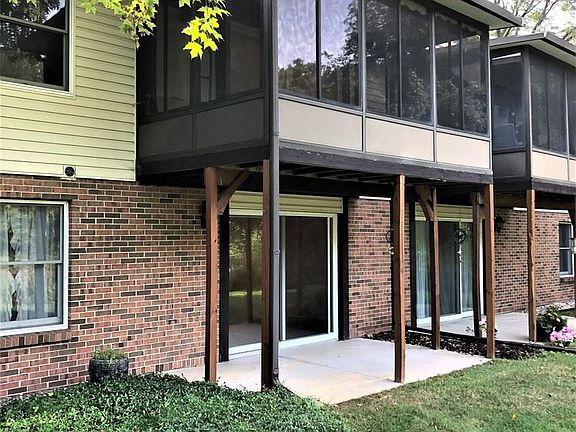 2nd image of 243 Bona Vista Dr NW
