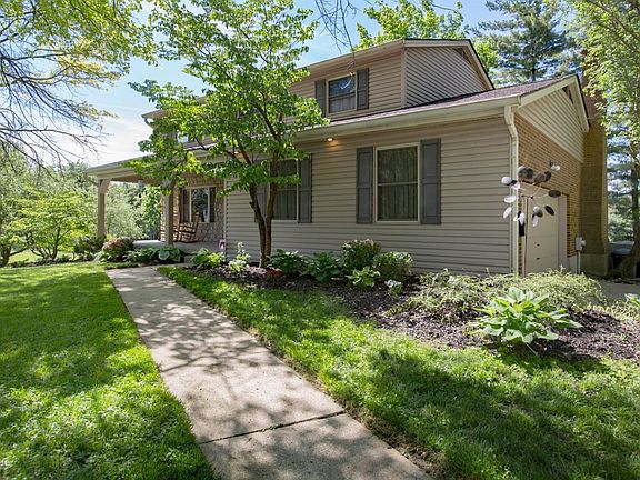 2nd image of 1291 Parkway Ct