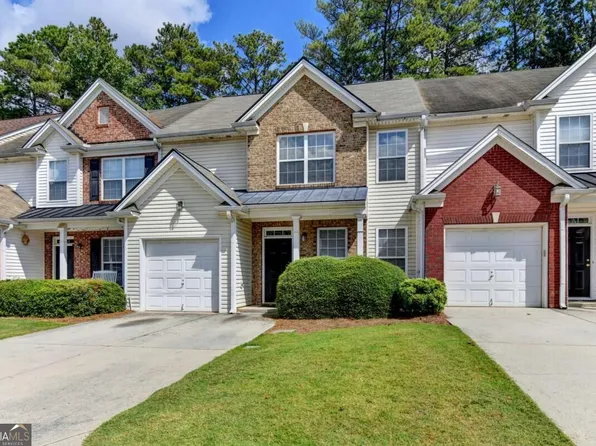 3050 Kentmere Dr, Cumming, GA 30040