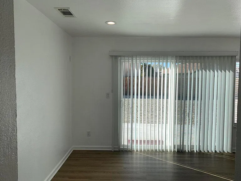 42951 Alexo Dr — Photo 2