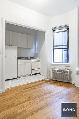 Rented by Bond New York | media 8