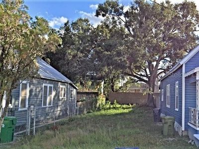 2536 W Chestnut St, Tampa, FL, 33607