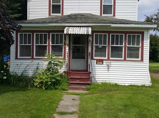 101 King St, Rensselaer Falls, NY 13680